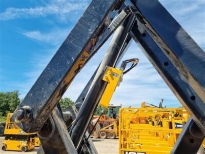 2019 JCB S1930E Electric Scissor Lift - 11