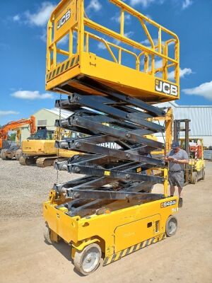 2018 JCB S4046E Electric Scissor Lift - 10