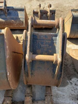 18inch Digging Bucket - 50mm Pins - 2