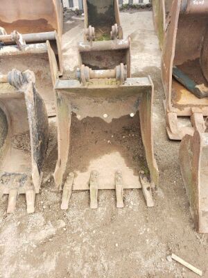 2ft Digging Bucket - 40mm Pins  - 2