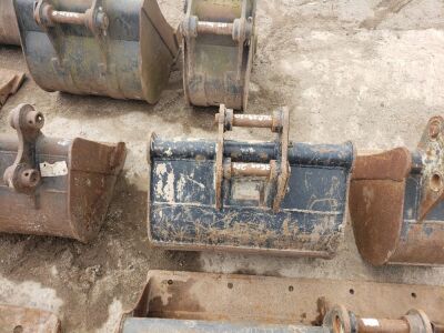 2ft Digging Bucket - 35mm Pins - 4