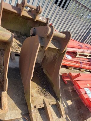 2ft Digging Bucket - 70mm Pins - 2