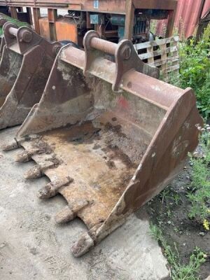 5ft Digging Bucket 80mm Pins