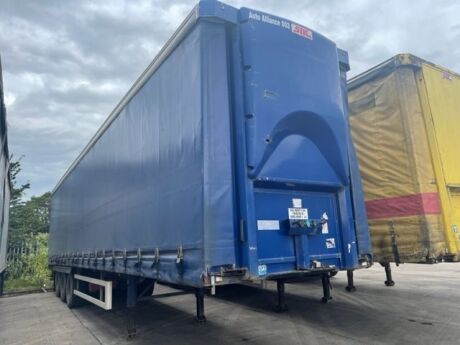 2010 SDC Triaxle Curtainside Trailer