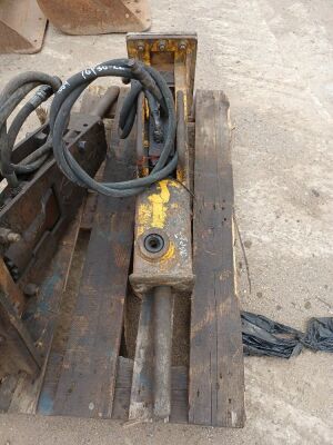 Hydraulic Breaker - 2