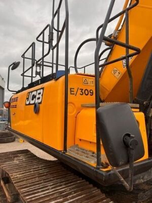 2016 JCB JS220LC+ Excavator - 16