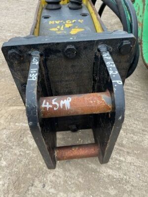 Soosan SB4011TS-P Hydraulic Breaker Attachment - 3