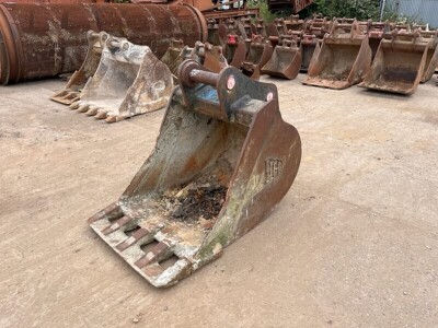 JCB 3ft Digging Bucket