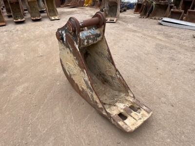 JCB 18 Inch Digging Bucket