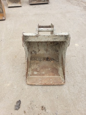 2ft Digging Bucket