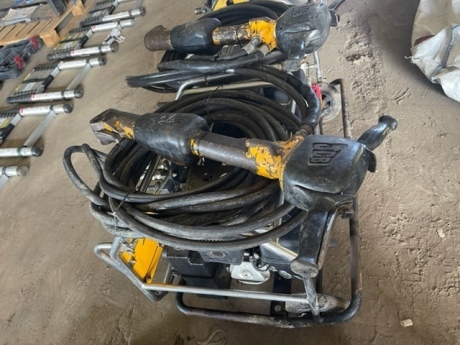 2x JCB Power Packs