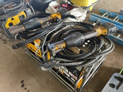 2x JCB Power Packs - 3