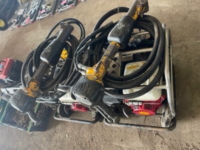 2x JCB Power Packs - 4