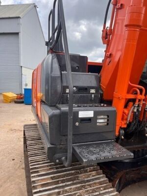 2017 Hitachi ZX130LCN-6 Excavator - 11