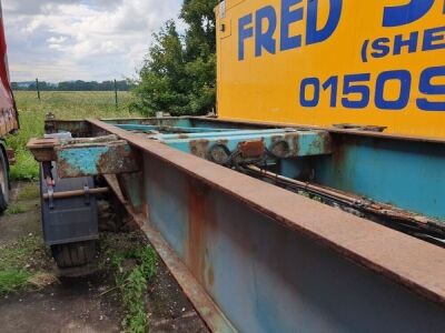 2003 Dennison Triaxle Sliding Skeletal Trailer - 6