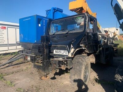 Mercedes 4x4 Unimog - 2