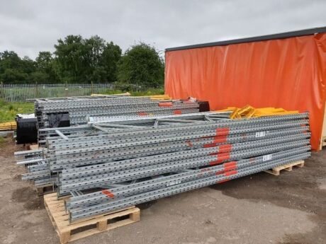 Large Qty of Pallet Racking,Supports & Cross Members