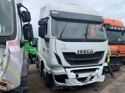 2014 Iveco Ecostralis 460 E6 6x2 Midlift Tractor Unit