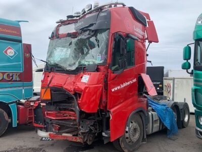 2020 Volvo FM Globetrotter 6x2 Midlift Tractor Unit - 2