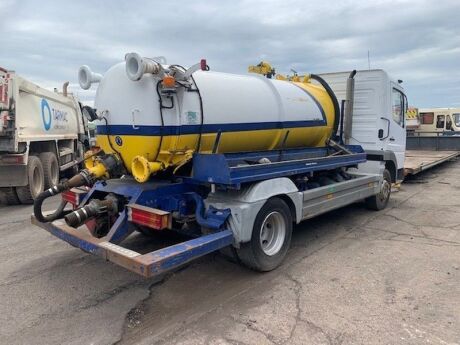 Mercedes Atego 815 4x2 Vacuum Tank Rigid