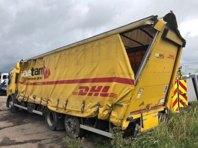 2014 Volvo FE 6x2 Curtainside Rigid - 5