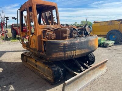 2000 Case 9007 8 Tonne Excavator - 9
