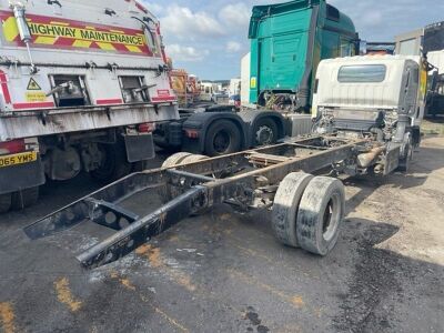 2016 Isuzu Easyshift, 4x2 Chassis Cab - 2