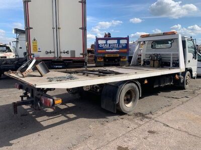 2008 Isuzu Recovery Truck  - 4