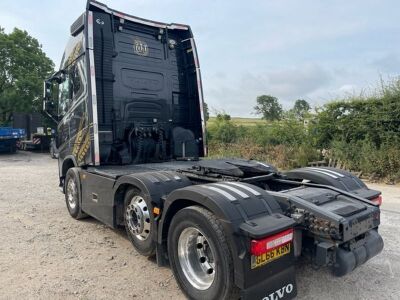 2016 Volvo FH16 750 6x2 Midlift Tractor Unit - 4