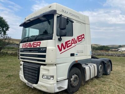 2014 DAF XF105 460 6x2 Midlift Tractor Unit