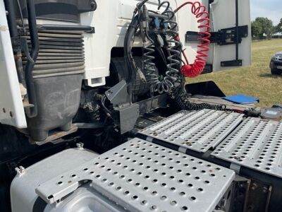 2014 Renault T460 6x2 Midlift Tractor Unit - 10