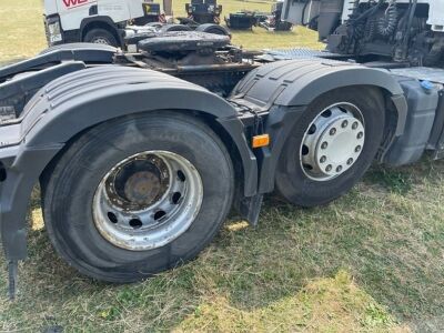 2014 Renault T460 6x2 Midlift Tractor Unit - 10