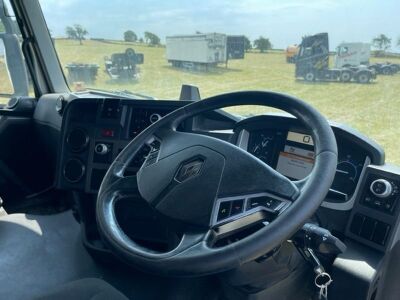 2014 Renault T460 6x2 Midlift Tractor Unit - 17