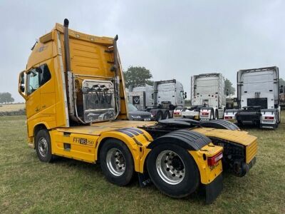 2016 Volvo FH16 750 6x2 Rear Lift Tractor Unit - 3