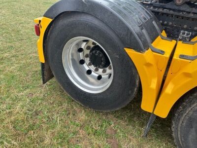 2016 Volvo FH16 750 6x2 Rear Lift Tractor Unit - 8