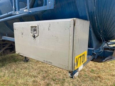 2003 Whale Triaxle Stainless Steel Vac Tank Trailer - 17