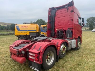 2017 Volvo FH500 Globetrotter 6x2 Midlift Tractor Unit - 5