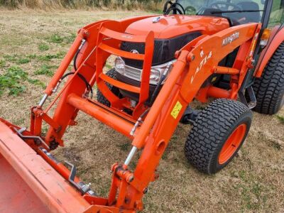 2016 Kubota L4240 4WD Tractor - 3