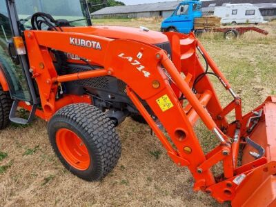 2016 Kubota L4240 4WD Tractor - 22