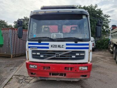 2004 Volvo FL6 Johnston Sweeper - 2