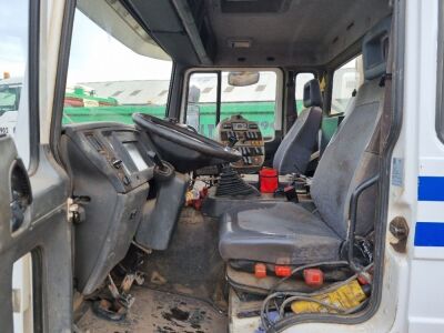 2004 Volvo FL6 Johnston Sweeper - 10