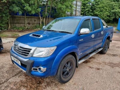 2015 Toyota Hilux Invincible D/C Pick Up