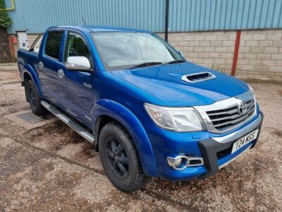 2015 Toyota Hilux Invincible D/C Pick Up - 3