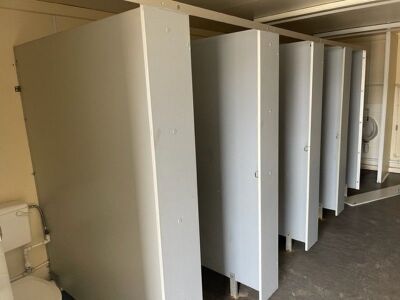 18 x 9  Jackleg Toilet Block - 6