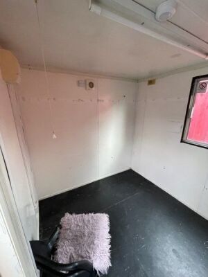 10 x 8 Anti Vandal Site Office - 5