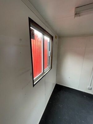 10 x 8 Anti Vandal Site Office - 6