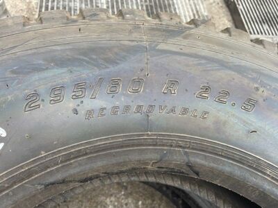 2x Bulldog UT 3000 RH 295/80 R22.5 Tyres - 3