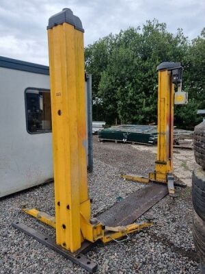 2004 Bradbury 3000Kgs 2903 2 Post Lift - 2