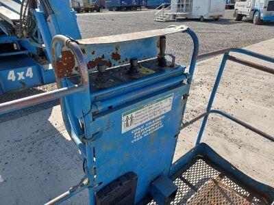 2001 Genie 245/25J 4x4 Boom Lift - 10