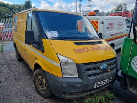 2007 Ford Transit SWB Van